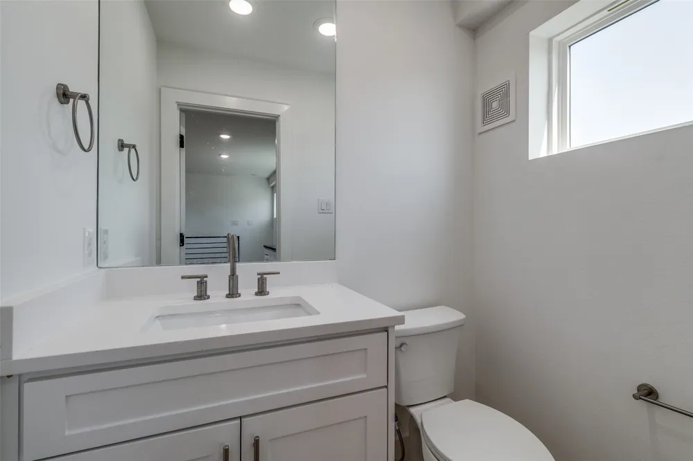 4701 San Jacinto Street #101 Dallas, TX 75204