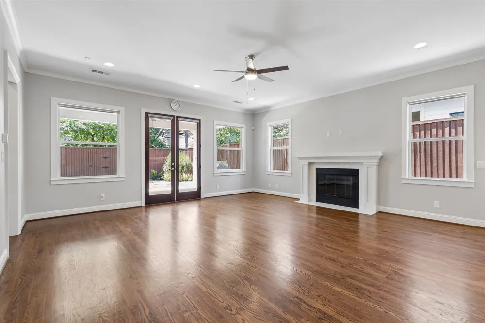 6030 Vickery Boulevard Dallas, TX 75206