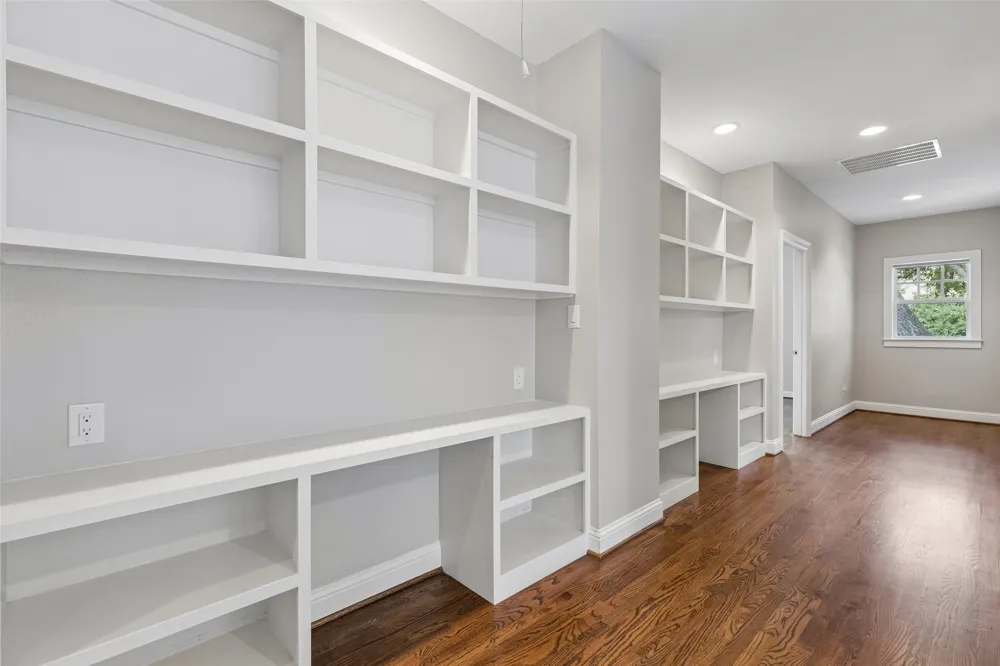 6030 Vickery Boulevard Dallas, TX 75206