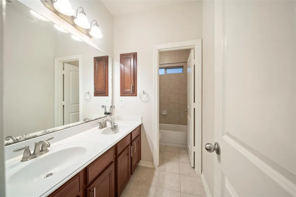 3906 Orchard Springs Court Sugar Land, TX 77479