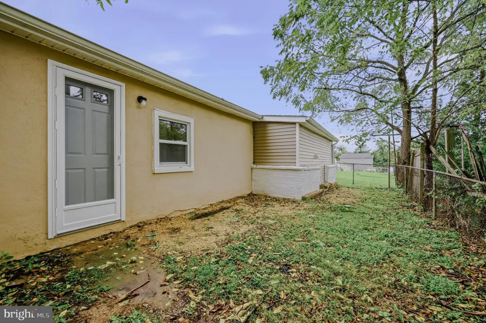 603 LIBERTY BOULEVARD New Castle, DE 19720
