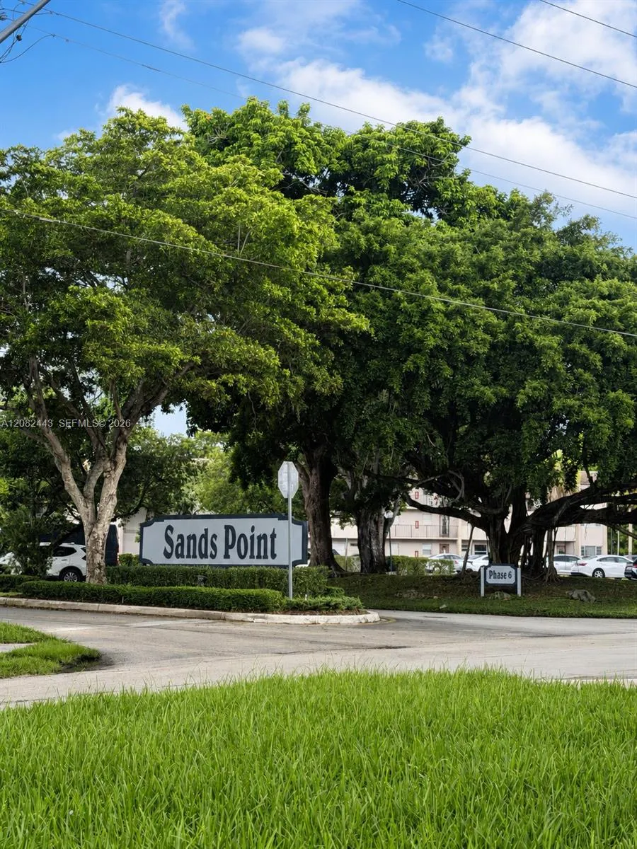 8350 Sands Point Blvd #E309 Tamarac, FL 33321