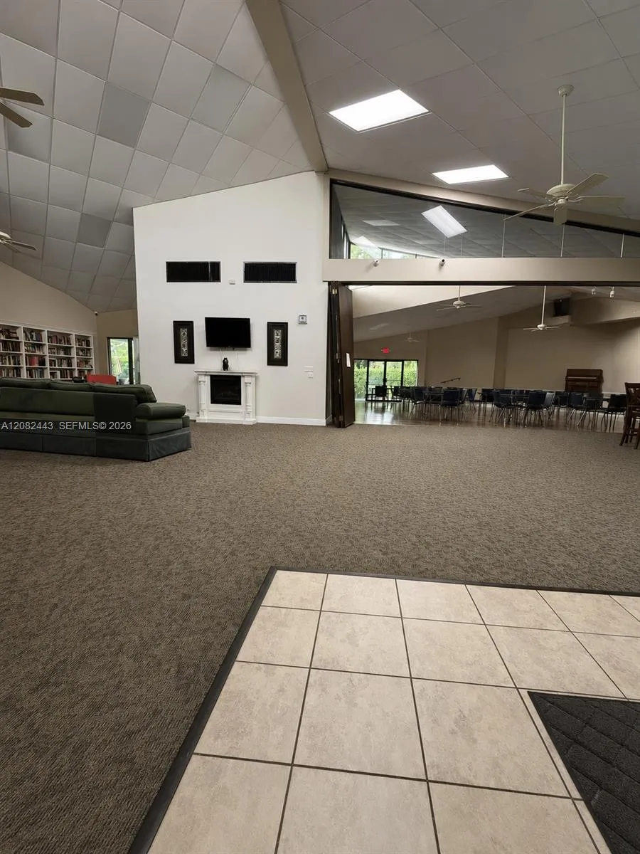 8350 Sands Point Blvd #E309 Tamarac, FL 33321