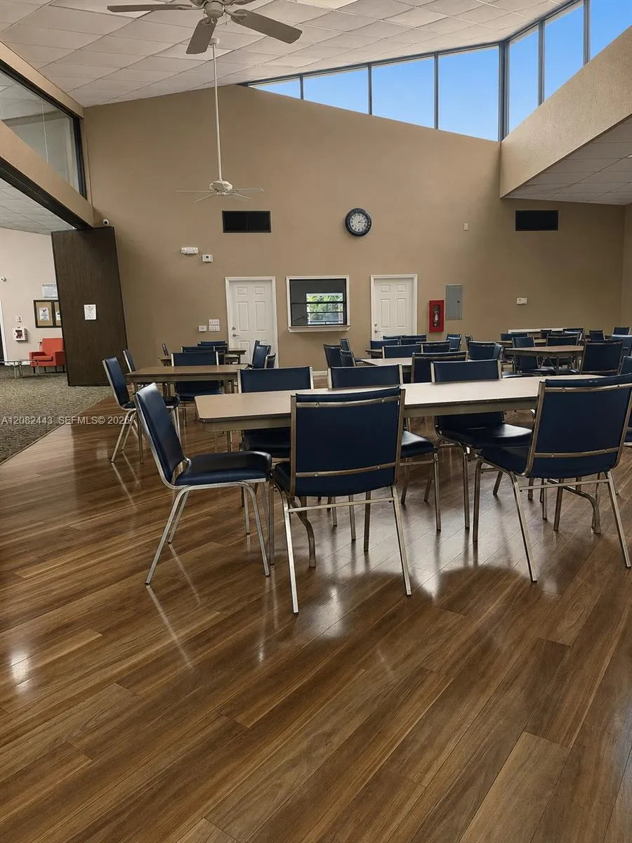 8350 Sands Point Blvd #E309 Tamarac, FL 33321