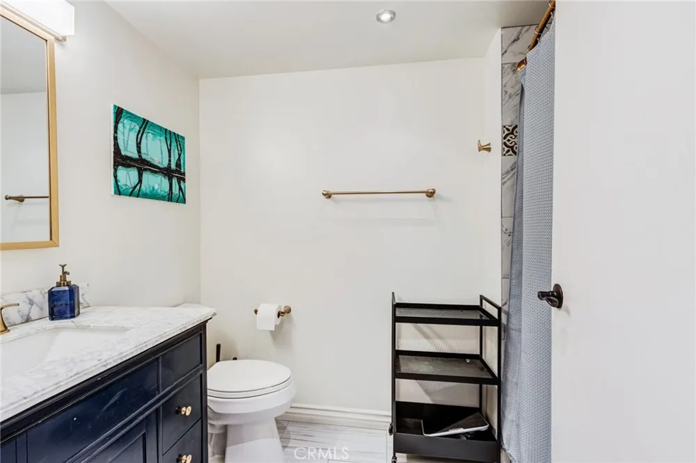 101 W Mission #327 Pomona, CA 91766