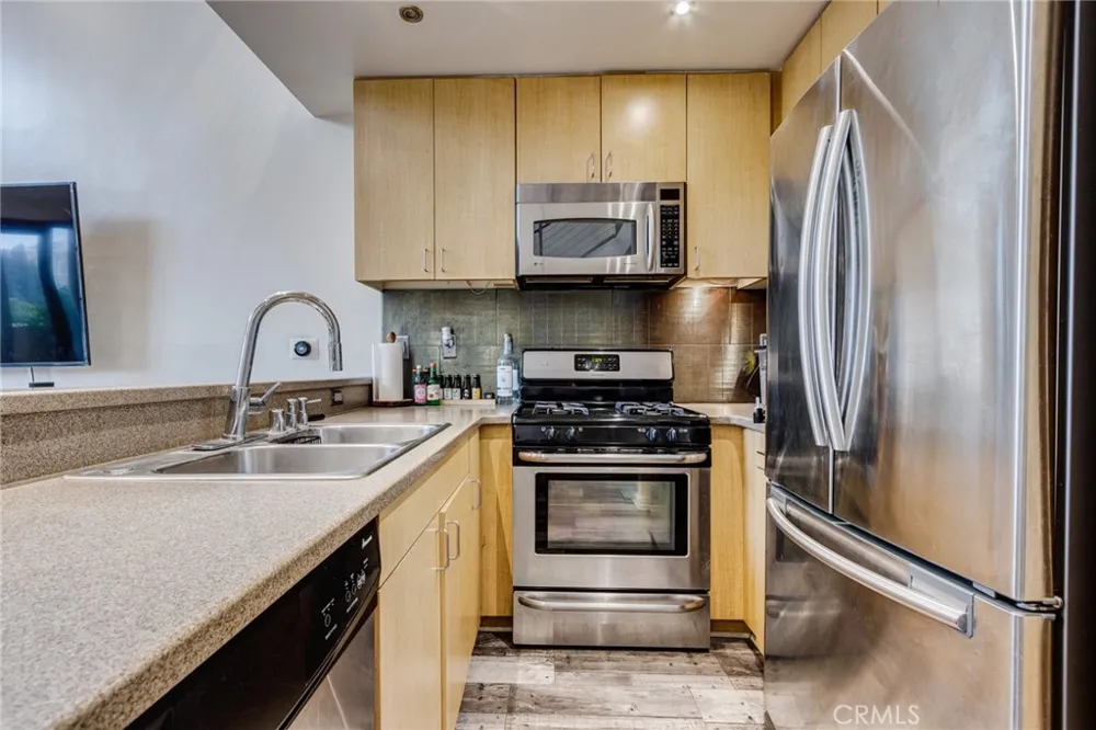101 W Mission #327 Pomona, CA 91766