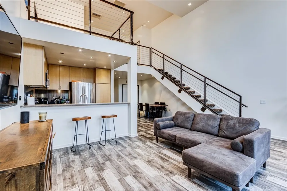 101 W Mission #327 Pomona, CA 91766