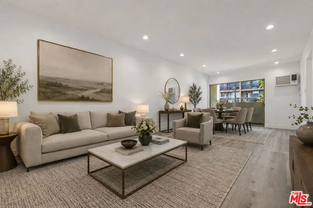 960 Larrabee Street #328 West Hollywood, CA 90069