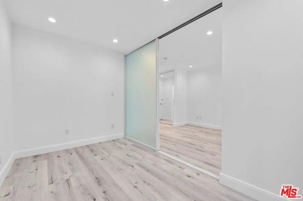 960 Larrabee Street #328 West Hollywood, CA 90069