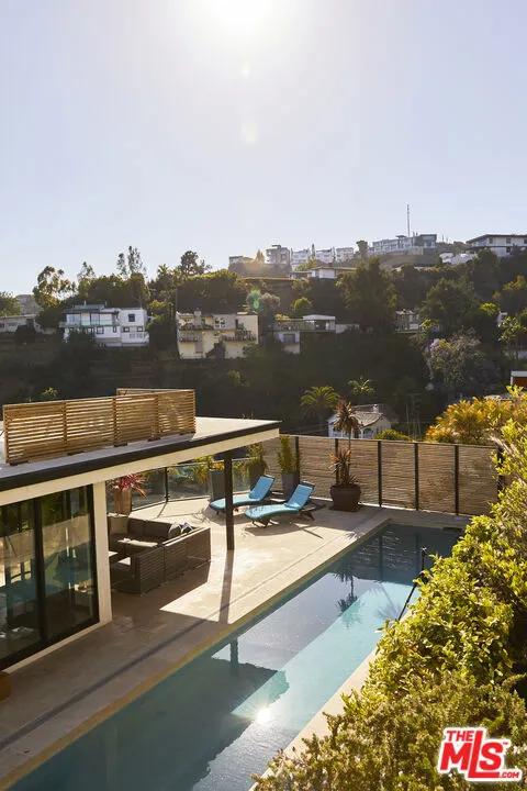 8455 Franklin Avenue Los Angeles, CA 90069