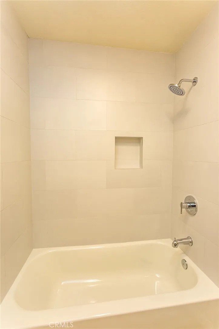 22862 Caminito Manresa #16 Laguna Hills, CA 92653