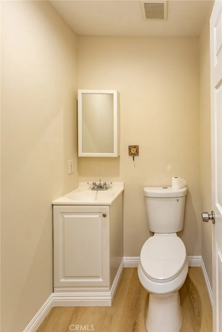 22862 Caminito Manresa #16 Laguna Hills, CA 92653
