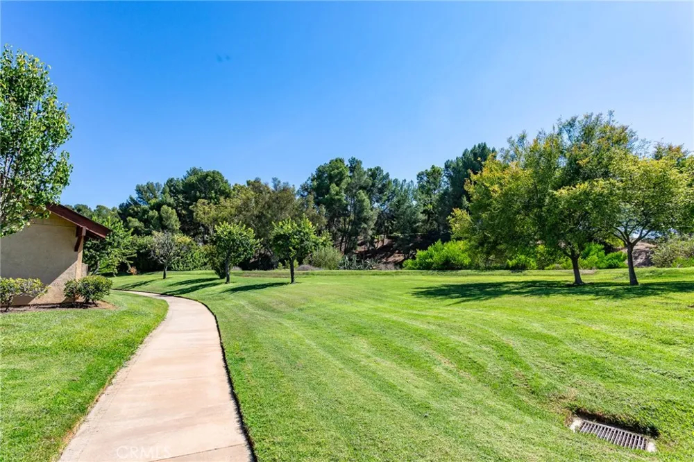 22862 Caminito Manresa #16 Laguna Hills, CA 92653