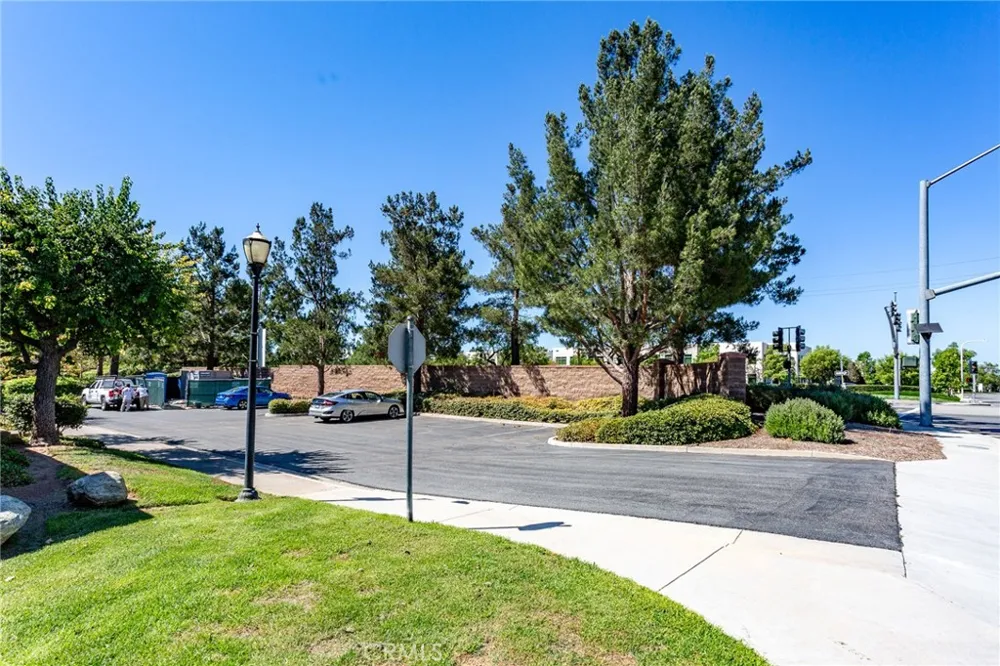 22862 Caminito Manresa #16 Laguna Hills, CA 92653