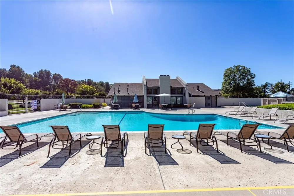 22862 Caminito Manresa #16 Laguna Hills, CA 92653