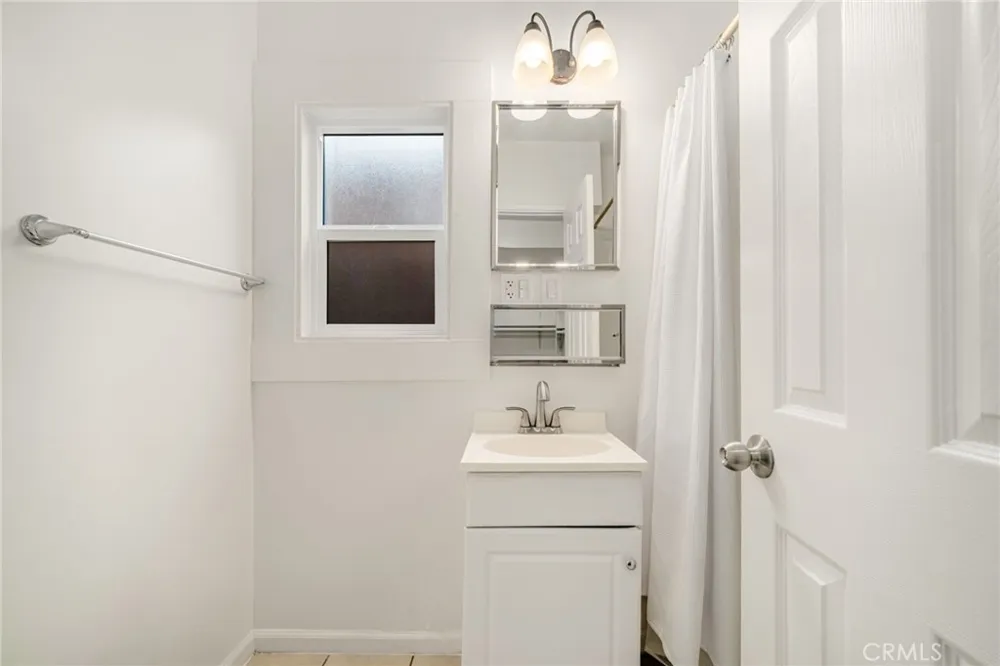 3937 Long Beach Long Beach, CA 90807