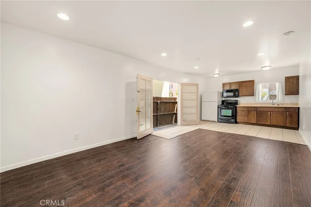 3937 Long Beach Long Beach, CA 90807