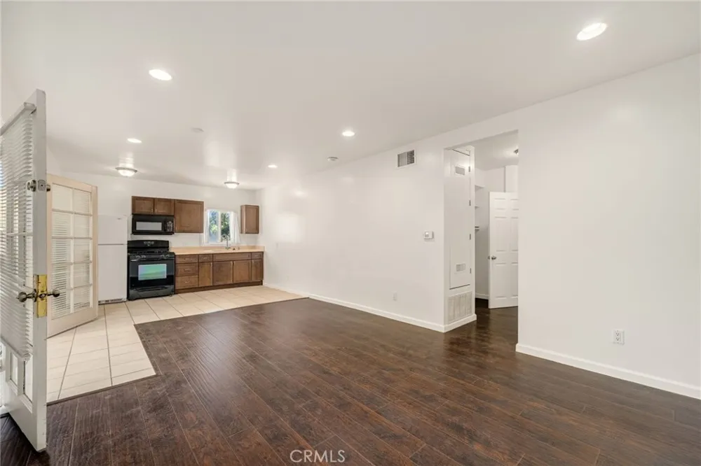 3937 Long Beach Long Beach, CA 90807