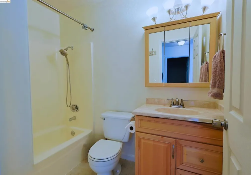 520 Pamela Dr Bay Point, CA 94565