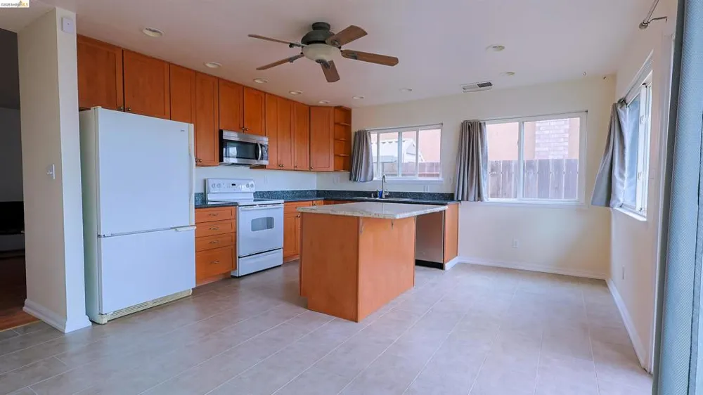 520 Pamela Dr Bay Point, CA 94565