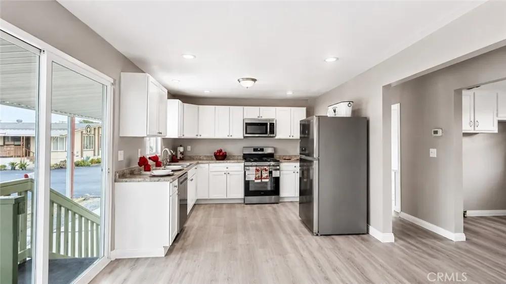 530 W Devonshire Avenue #19 Hemet, CA 92543