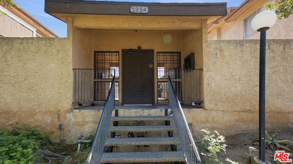 1334 W 137th Street #124 Gardena, CA 90247