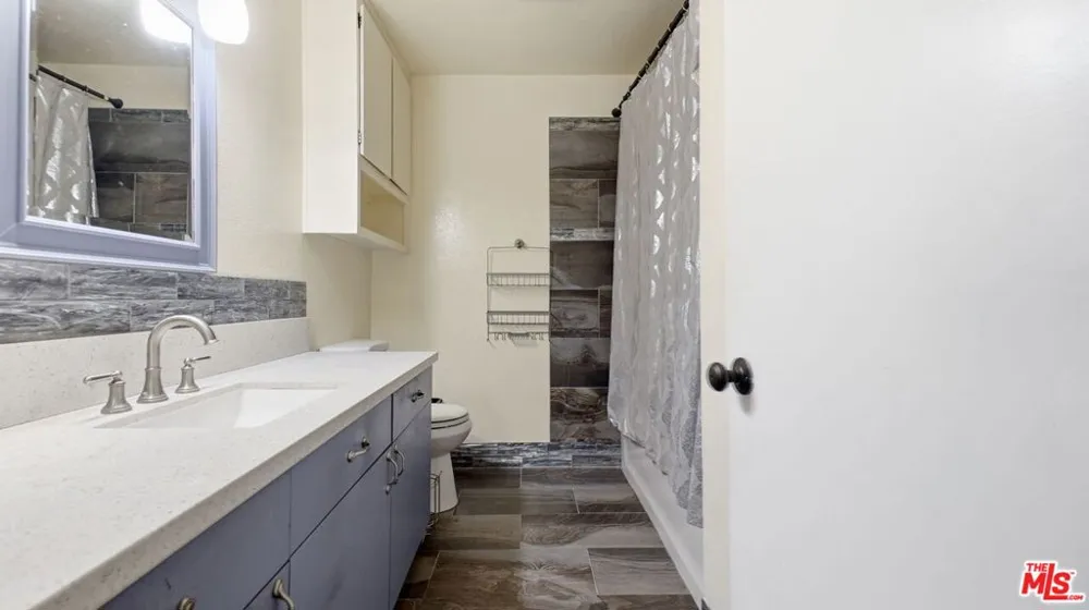 1334 W 137th Street #124 Gardena, CA 90247