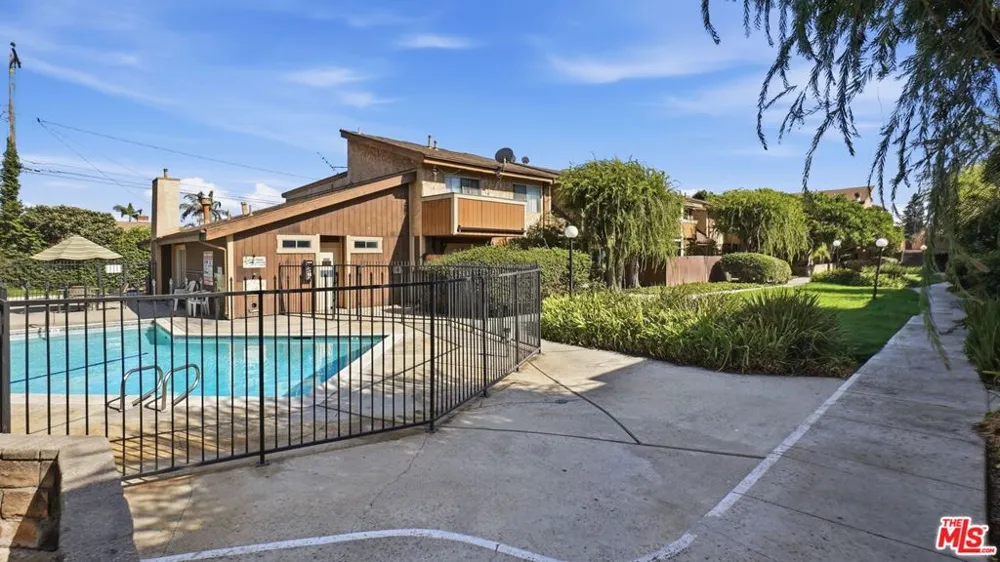 1334 W 137th Street #124 Gardena, CA 90247