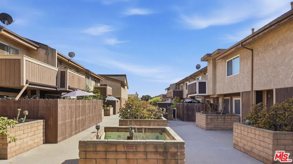 1334 W 137th Street #124 Gardena, CA 90247