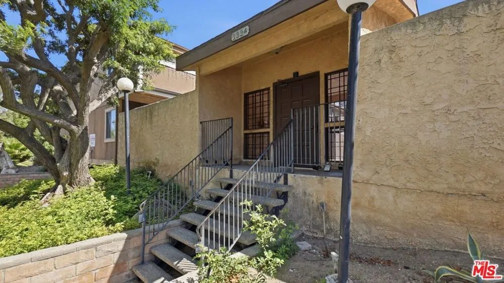 1334 W 137th Street #124 Gardena, CA 90247
