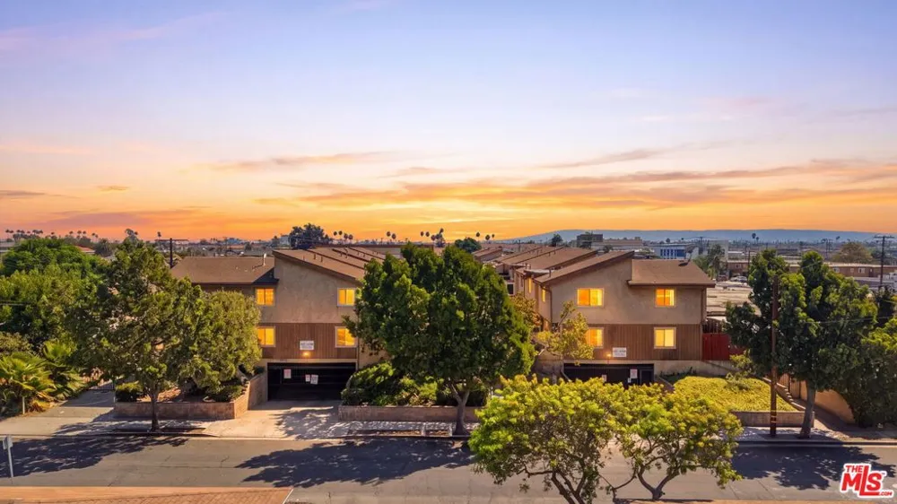 1334 W 137th Street #124 Gardena, CA 90247