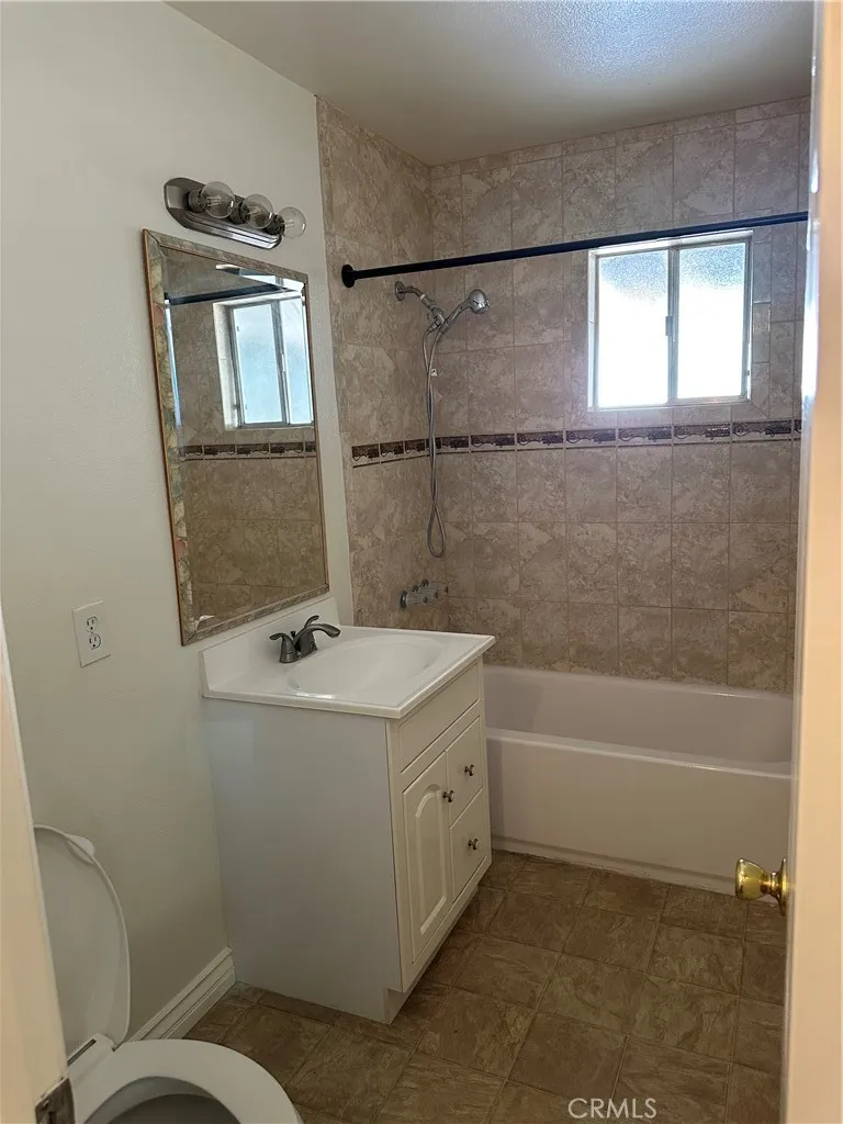 10742 Dorothy Garden Grove, CA 92843