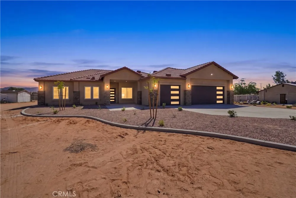16055 Winnebago Apple Valley, CA 92307