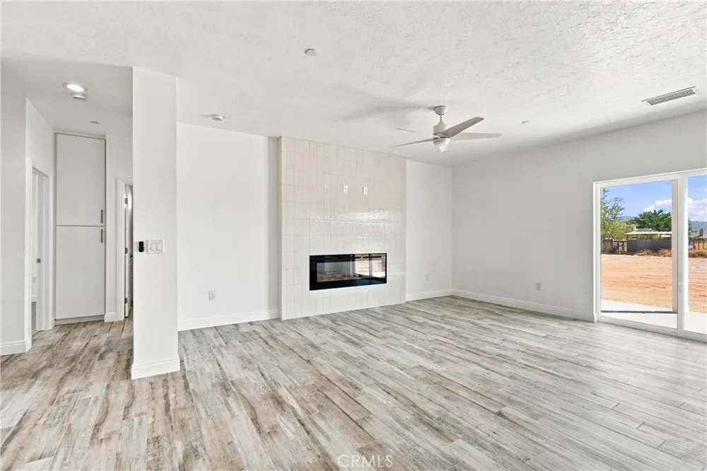 16055 Winnebago Apple Valley, CA 92307