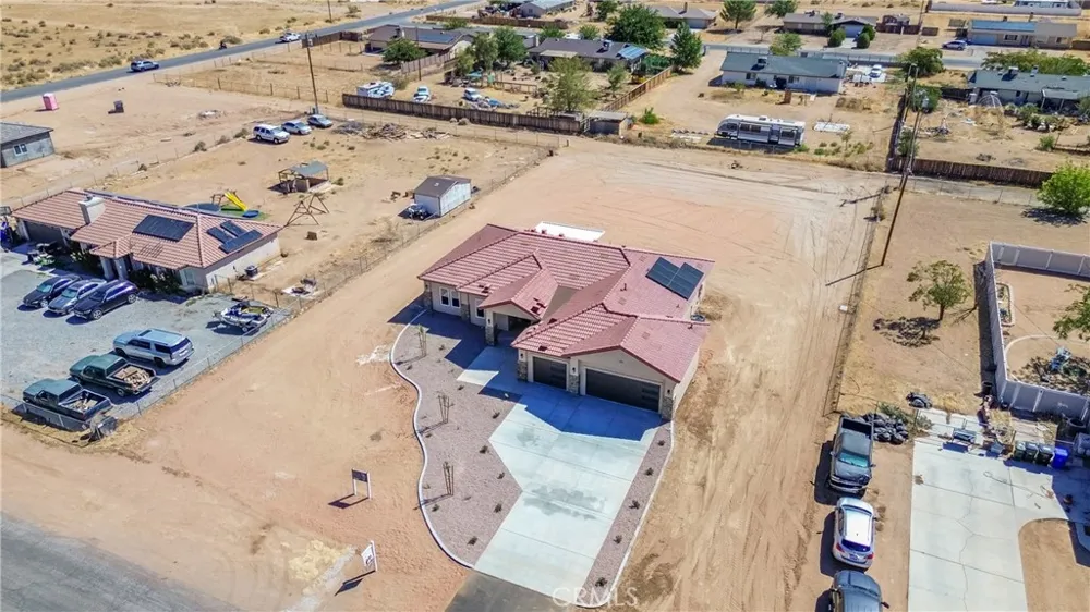 16055 Winnebago Apple Valley, CA 92307
