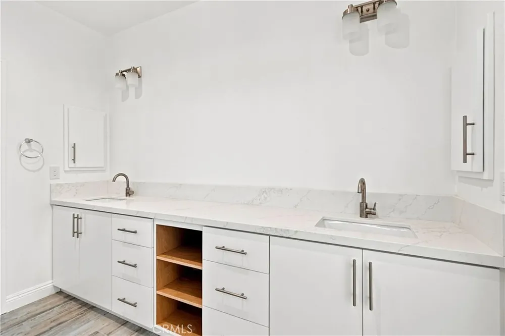 16055 Winnebago Apple Valley, CA 92307