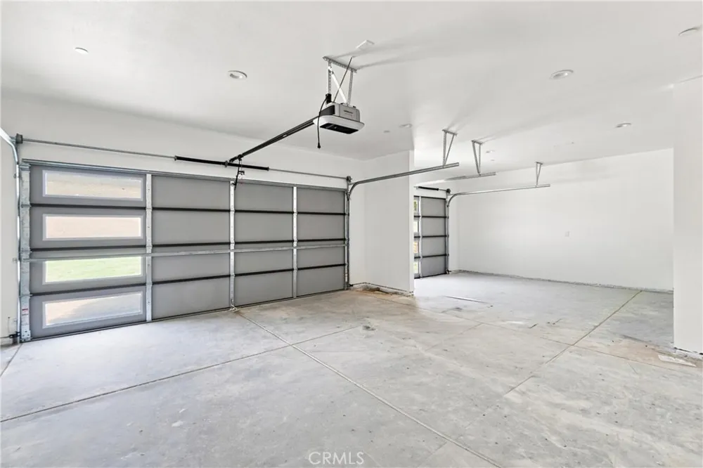 16055 Winnebago Apple Valley, CA 92307