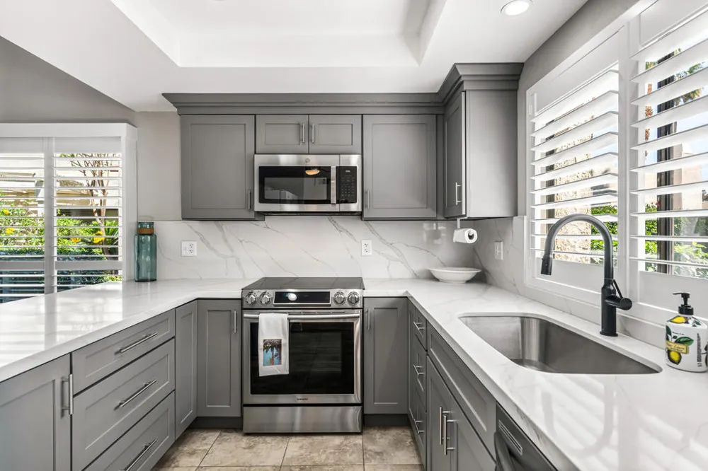 1656 Paseo De La Palma Palm Springs, CA 92264