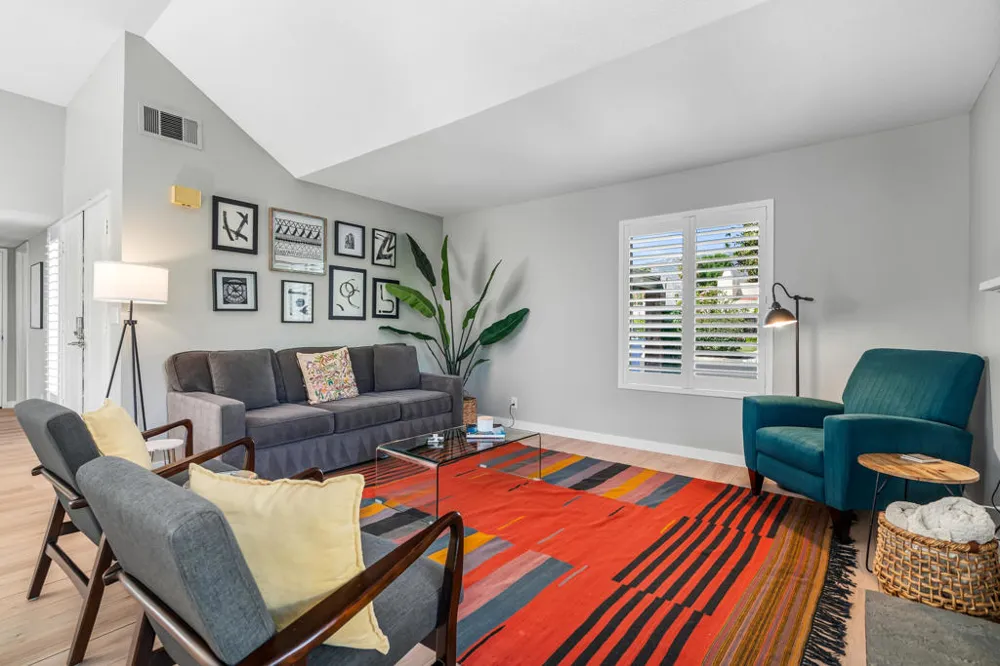 1656 Paseo De La Palma Palm Springs, CA 92264
