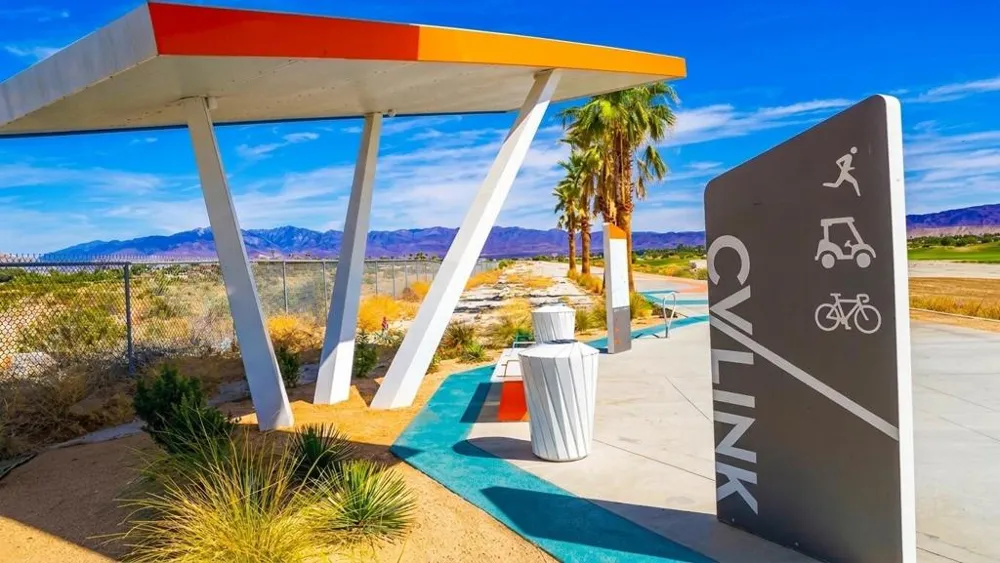 1656 Paseo De La Palma Palm Springs, CA 92264