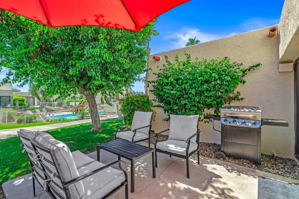 1656 Paseo De La Palma Palm Springs, CA 92264