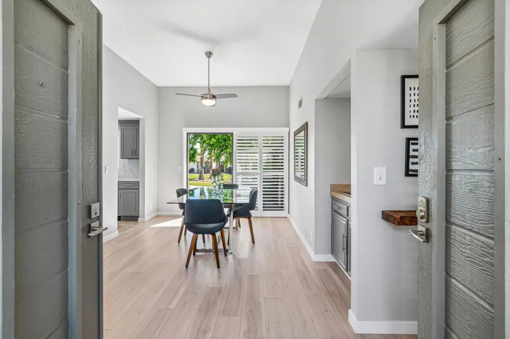 1656 Paseo De La Palma Palm Springs, CA 92264
