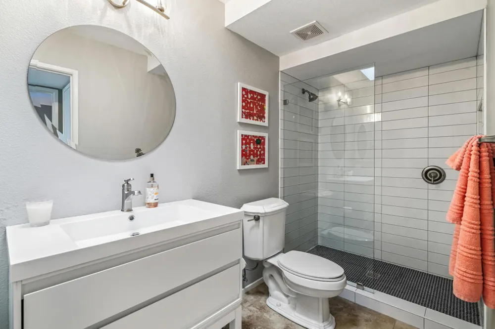 1656 Paseo De La Palma Palm Springs, CA 92264