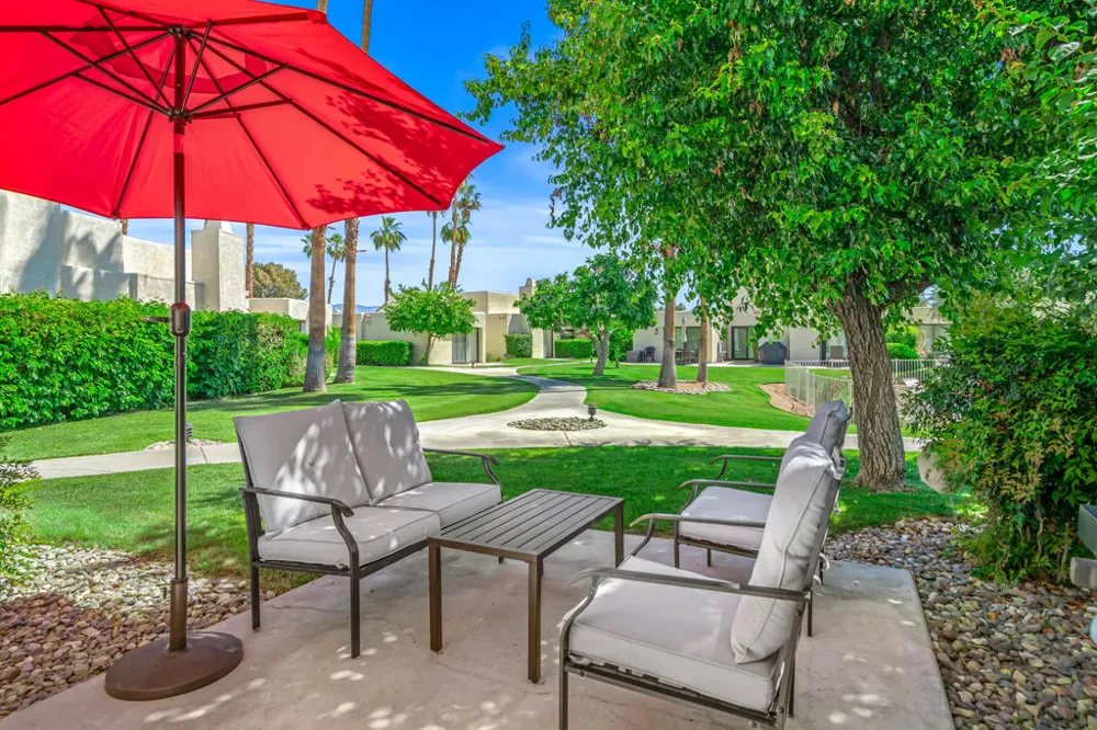 1656 Paseo De La Palma Palm Springs, CA 92264