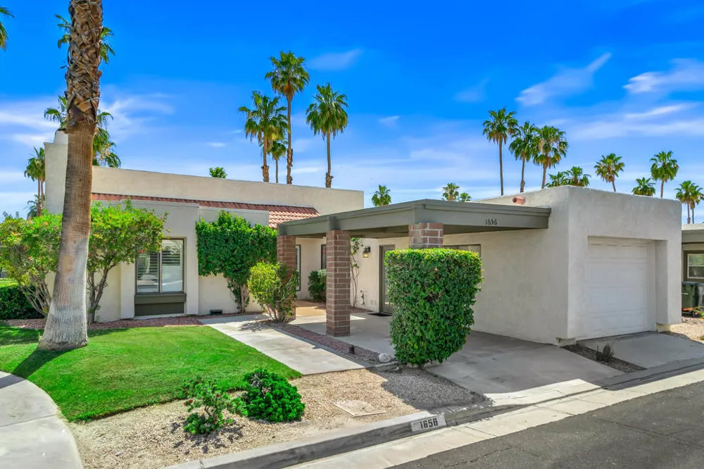 1656 Paseo De La Palma Palm Springs, CA 92264