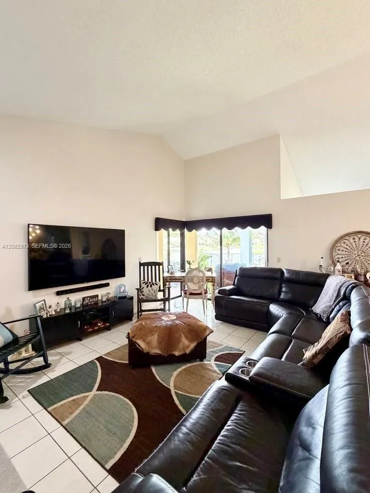 5796 SW 89th Way Cooper City, FL 33328
