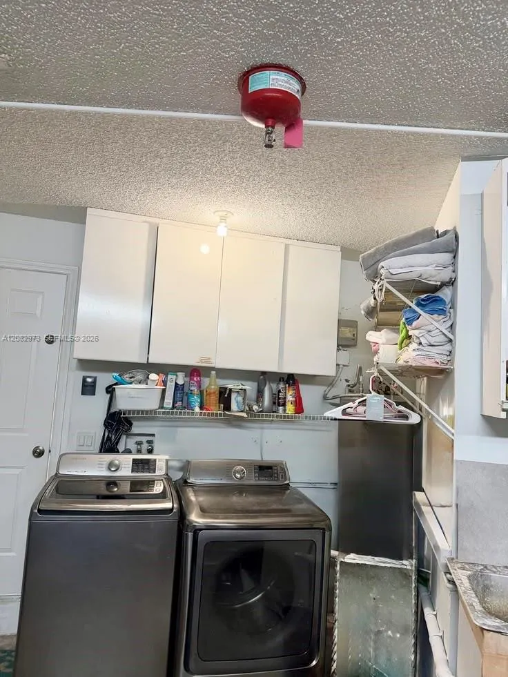 5796 SW 89th Way Cooper City, FL 33328