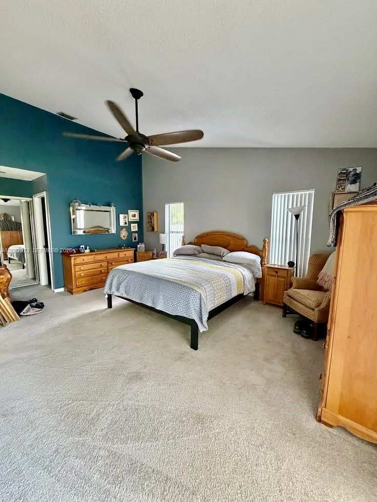 5796 SW 89th Way Cooper City, FL 33328