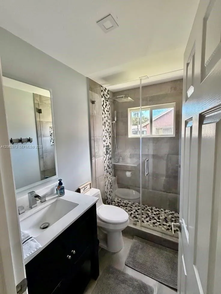 5796 SW 89th Way Cooper City, FL 33328