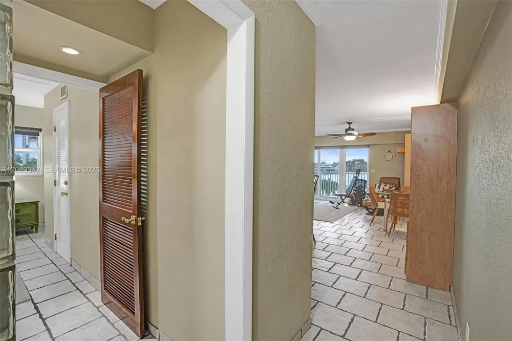 95 Birch Rd #301 Fort Lauderdale, FL 33304